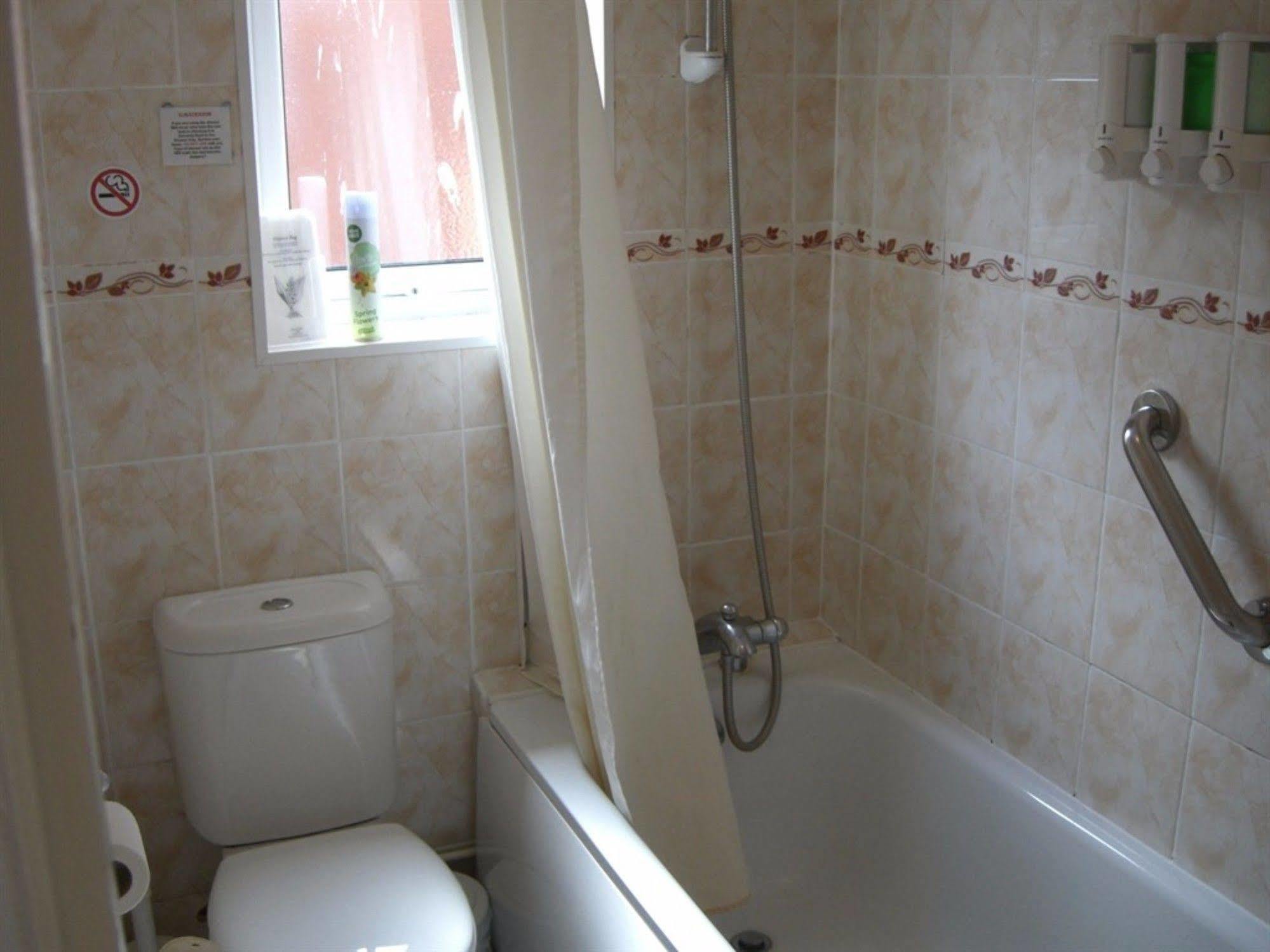 Spindrift Guest House - Adults Only Great Yarmouth Exterior photo
