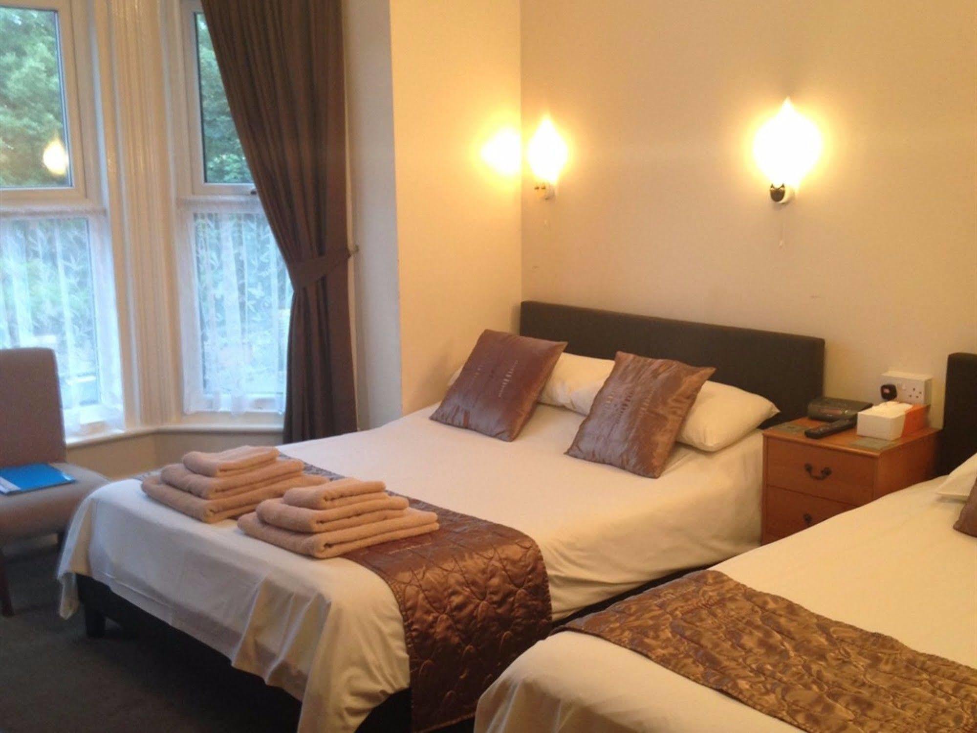 Spindrift Guest House - Adults Only Great Yarmouth Exterior photo